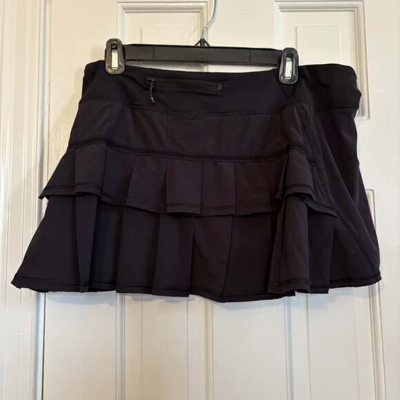 Lululemon Run Pace Setter Skirt in Black with Pleats Shorts - 10 - Picture 7 of 8